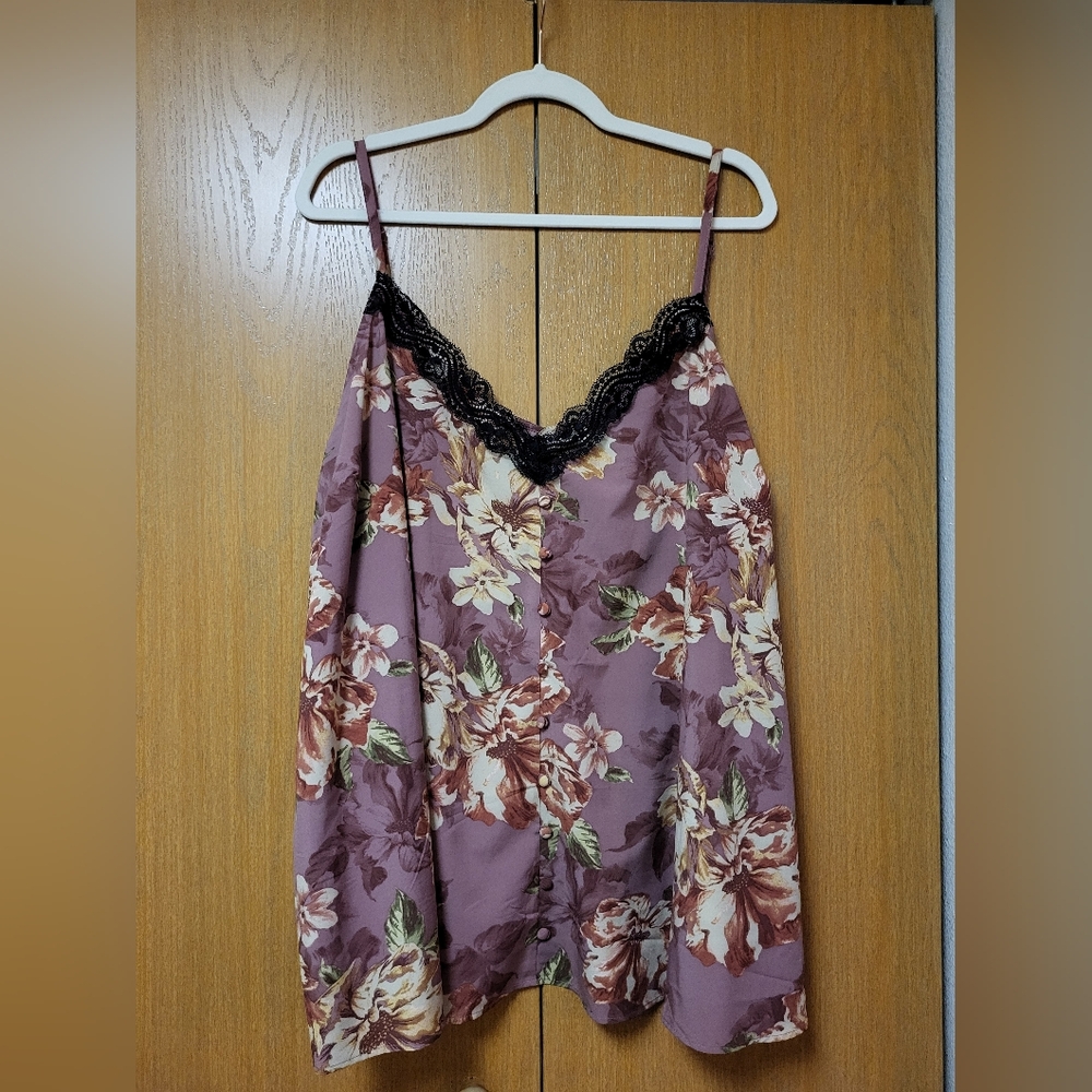 Torrid Black Lace Trimed Floral Camisole 4X Necer Worn